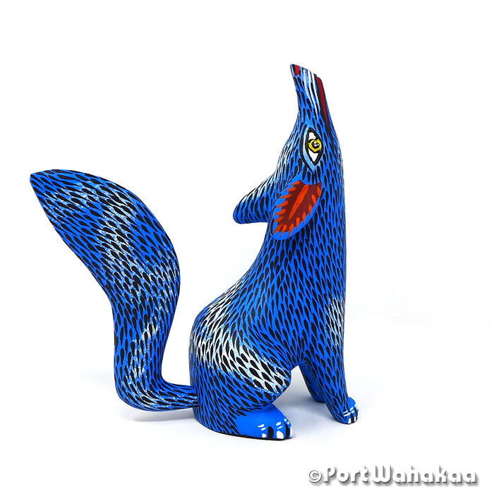 Oaxacan Carving Metstli Coyote Artist - Mauricio Ramirez