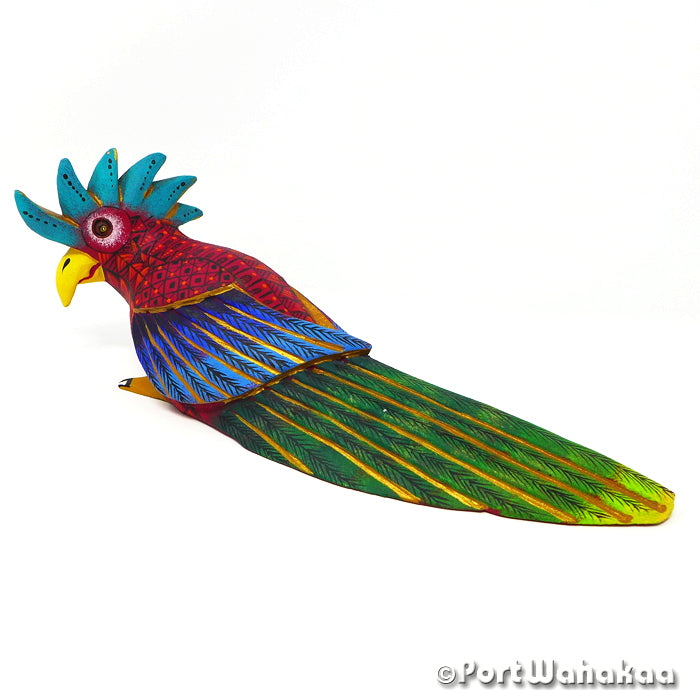 Trofeo Bird alebrije sculpture showcasing intricate patterns and vibrant colors, handcrafted and painted with precision.